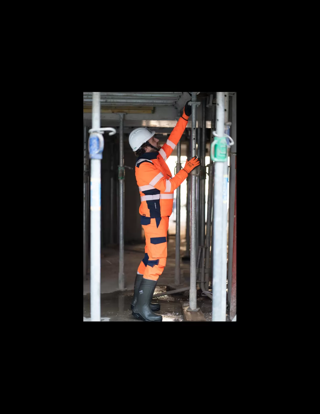 Shop Veste De Travail Hiver Haute Visibilité Isolation Sorona Flake Coverguard Veste Haute Visibilite